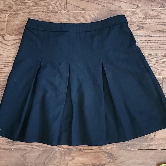 Hot Topic Black Pleated Buckled Mini Skirt Size Medium Goth Grunge Punkcore - Picture 8 of 8